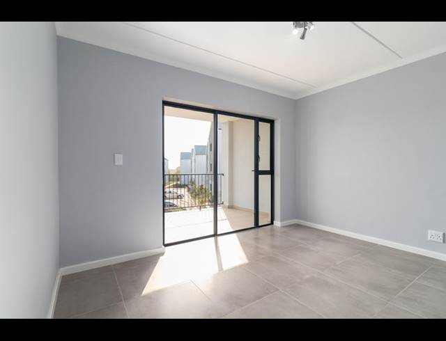 1 BEDROOM APARTMENT SOLD IN BURGUNDY ESTATE